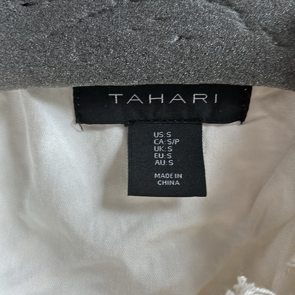 Tahari Knit Button Up - Picture 2 of 2